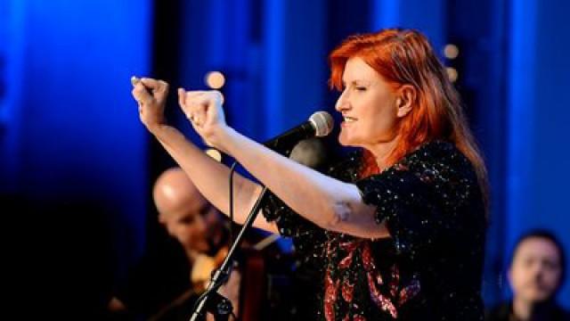 Eddi Reader