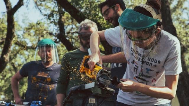 Crafting Knives out of Saw Blades