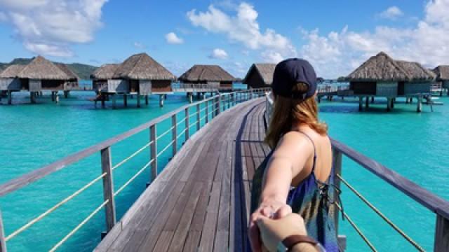 Please don't photoshop our honeymoon. (YIAY #421)