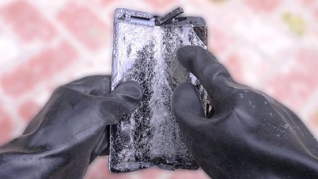 Galaxy Fold phone Hands-On Review