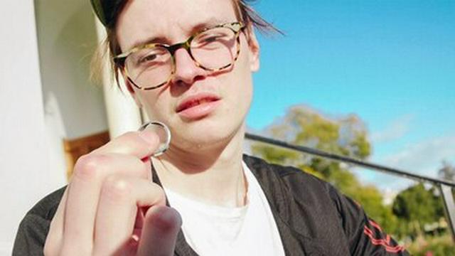 He lost his $50,000 wedding ring.