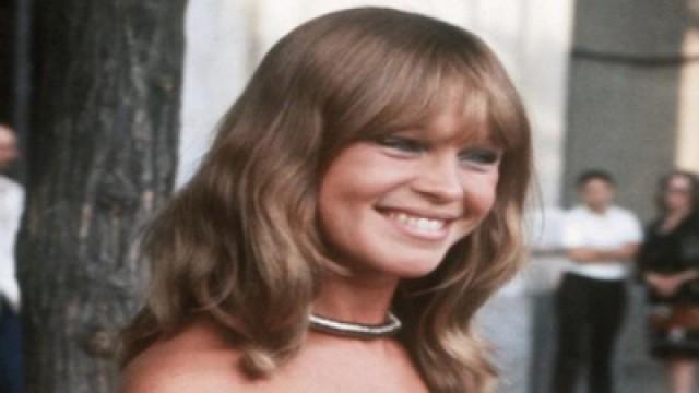 1976