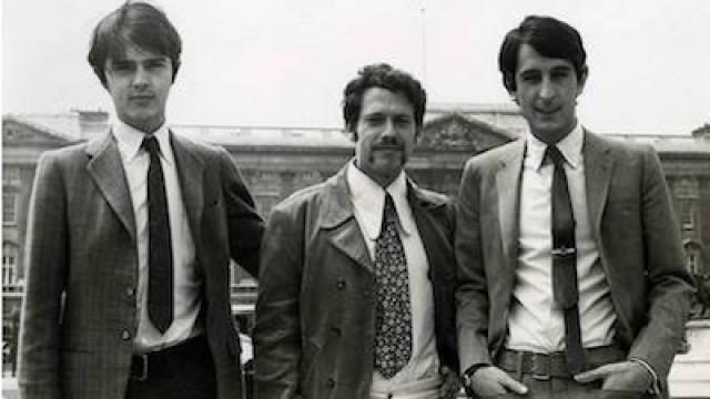 1982