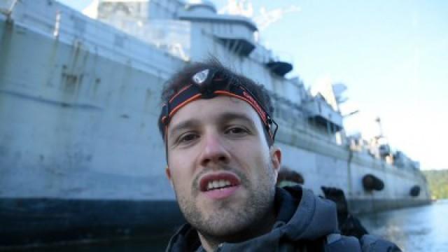 J'infiltre un navire de guerre abandonné