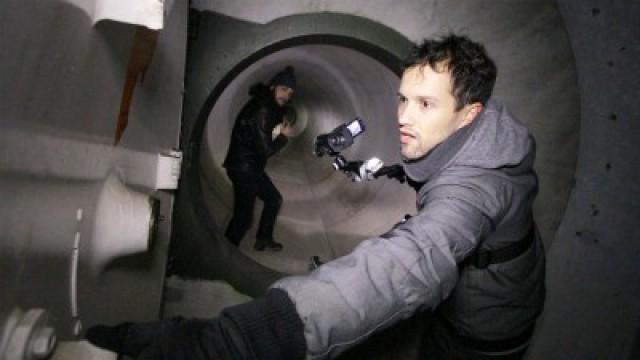 Base aérienne abandonnée: Tour de contrôle et bunker anti-aérien (1/2)
