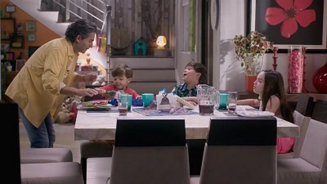 Renée y Kika se enfrentan por el amor de Mauricio