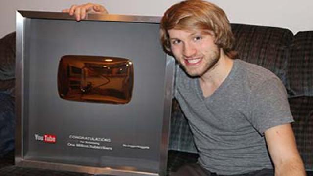 GOLDEN PLAY BUTTON UNBOXING!