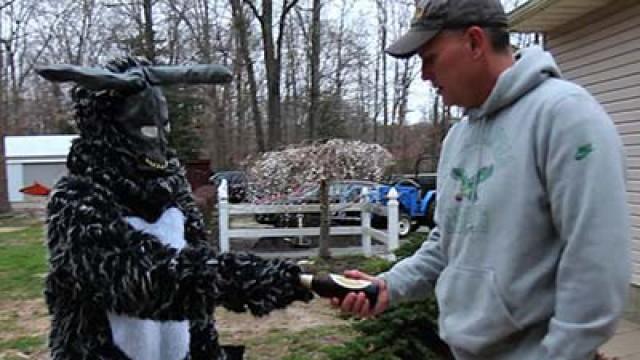 PSYCHO DAD\'S EASTER BEER HUNT!