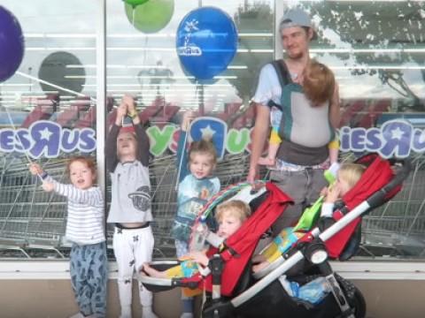 Shopping Spree at Toys R Us with Six Kids!