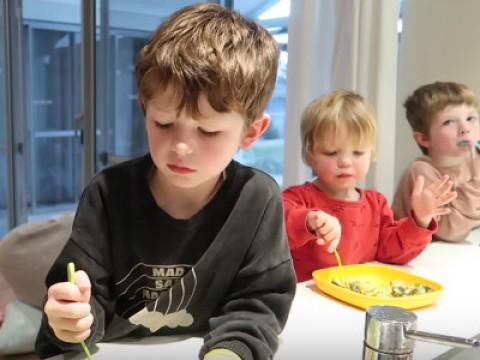 New Intro! (Family Vloggers/Young Parents of Six Kids aged 6,5,4,3,3,3)
