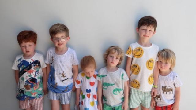 Six Kids Get a Surprise Christmas Present at the Mall