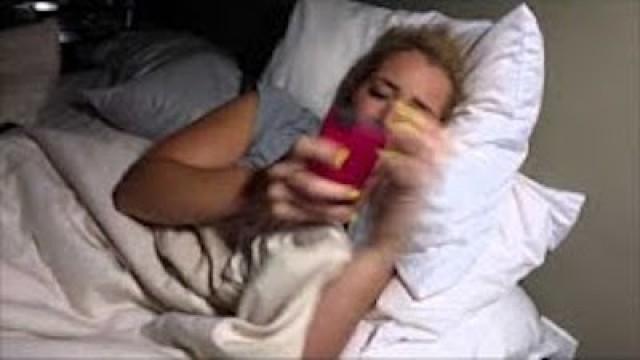 How Girls Fall Asleep