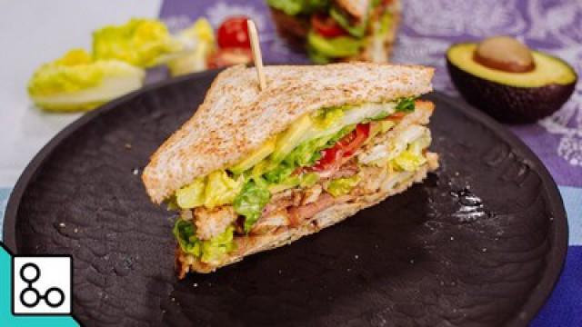 Club sandwich poulet bacon