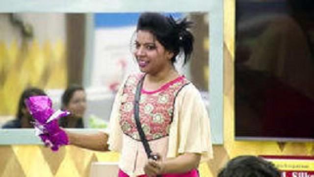 VJ Kajal In The House