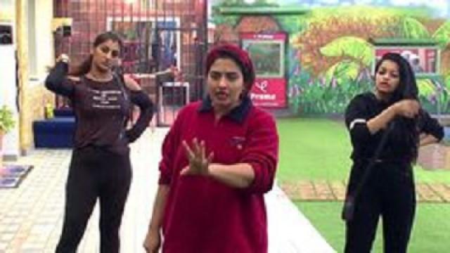 Mumtaz has a Upper Hand