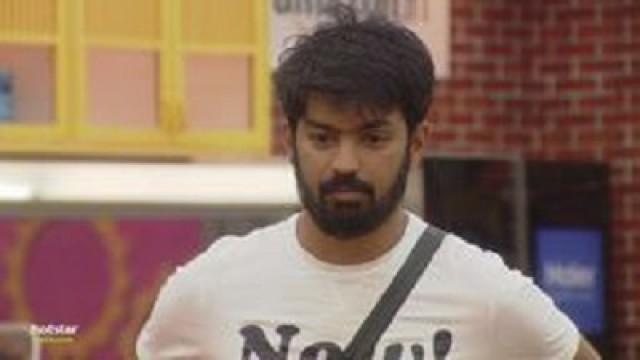 Mahat against Mumtaz