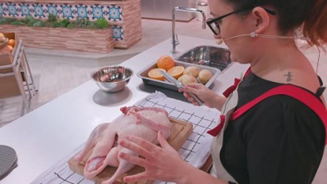 Magret De Pato Com Molho E Purê