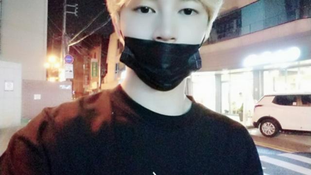 BLACK6IX Radio YeY