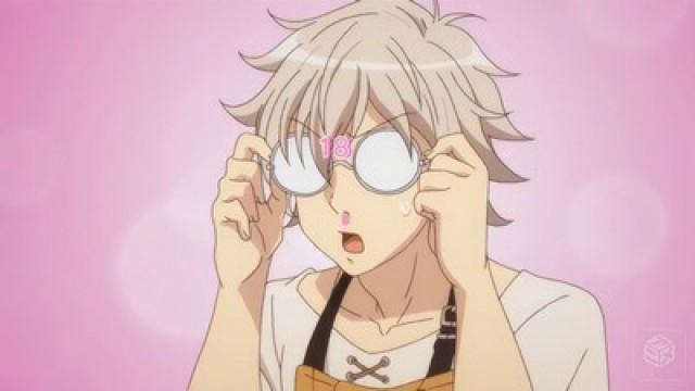A Man with Naked Glasses
