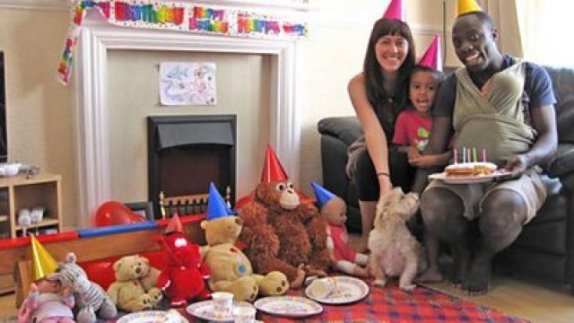 Noah Throws a Party for Sketch