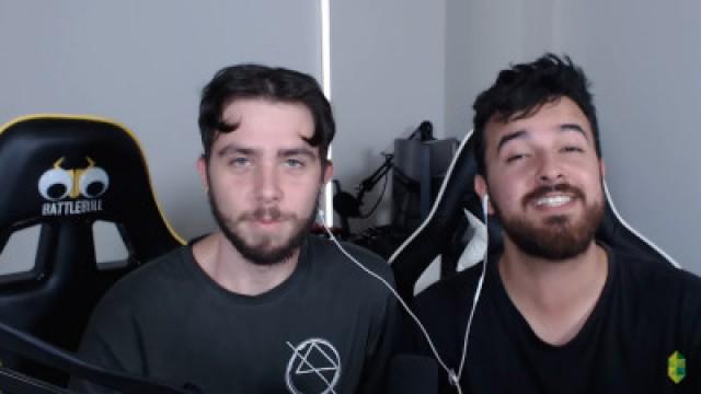 2 Aussies, 1 Reaction - The Sims 4 Parenthood Trailer 2