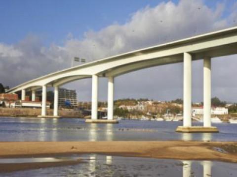 Building Across—Beams and Bending