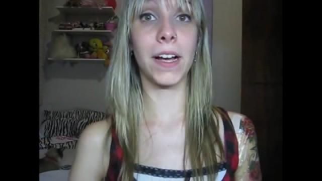 Vlog #8 - Sumiço e tatuagens que fazem mães chorarem (Re-upado)