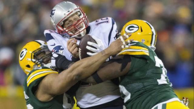 Can Tom Brady Sack Peyton Manning? - Madden NFL Challenge