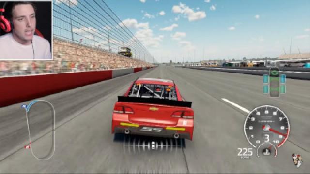 DRIVING IN A CIRCLE SIMULATOR! (NASCAR 15 Victory Edition)
