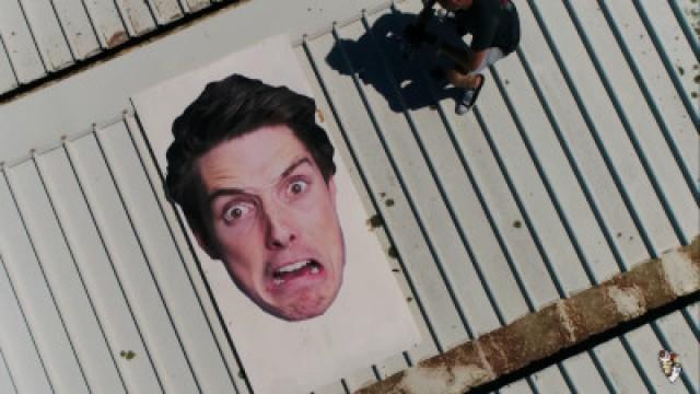 PUTTING MY GIANT FACE ON PARENTS ROOF PRANK