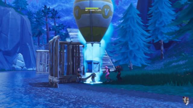 TROLLING DEFAULTS with *GLITCHES* - Fortnite Battle Royale