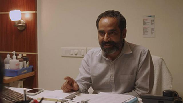 Kettavangalukku Neraya Koduppan Aana Kai Vittuduvaan