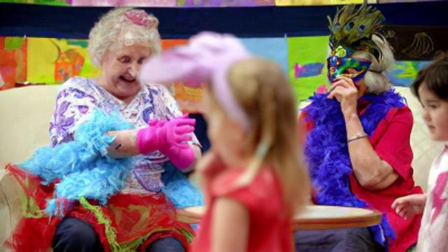 Dress-ups (Season 1, Episode 4 Extra)