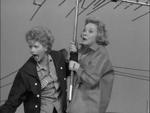 Lucy Puts Up a TV Antenna
