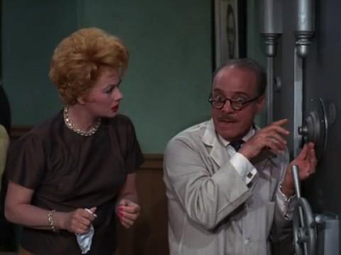 Lucy and the Safe Cracker