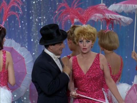 Lucy Helps Danny Thomas