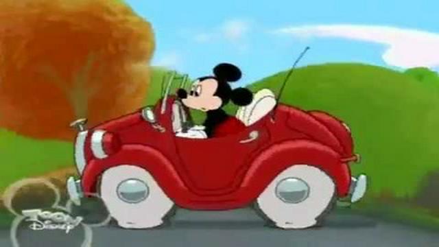 Auto che vengono, caffettiere che vanno