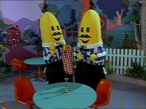 Waiter Bananas