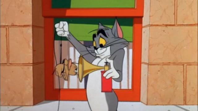 Tom als Wühlmaus