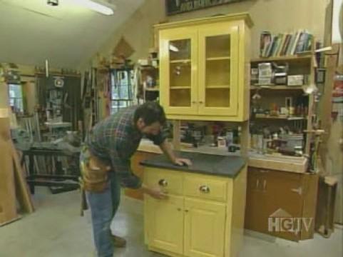 Classic Kitchen Cabinets