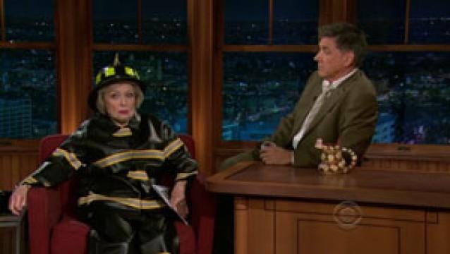 Maggie Gyllenhall, Betty White, Julie Gribble