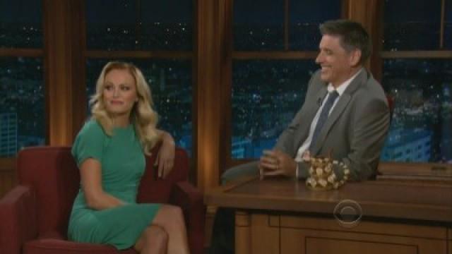 Malin Akerman, Phil Keoghan