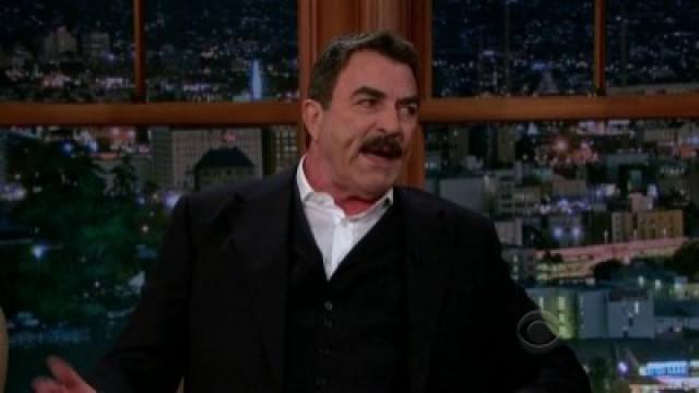 Tom Selleck, June Diane Raphael
