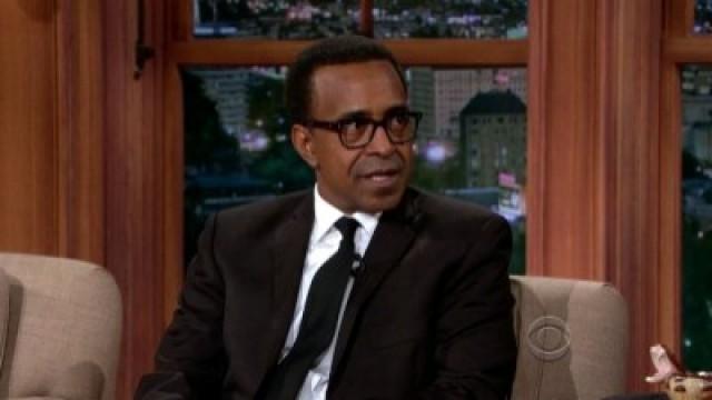 Tim Meadows; Mayim Bialik