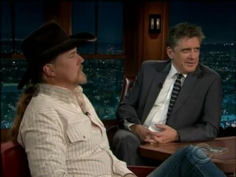 Trace Adkins, Perez Hilton