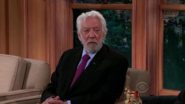 Donald Sutherland, Casey Wilson