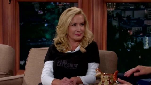 Angela Kinsey, American Authors