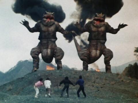 Attack! Giant Lizards