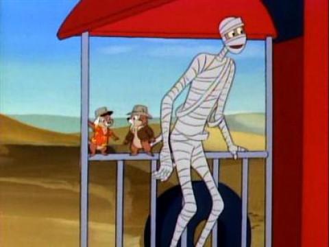 Getta la mummia dal treno