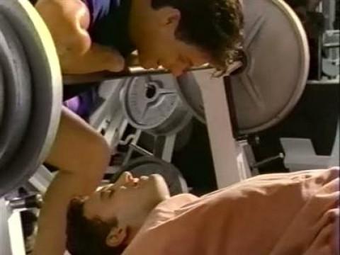 A Body to Die For: The Aaron Henry Story